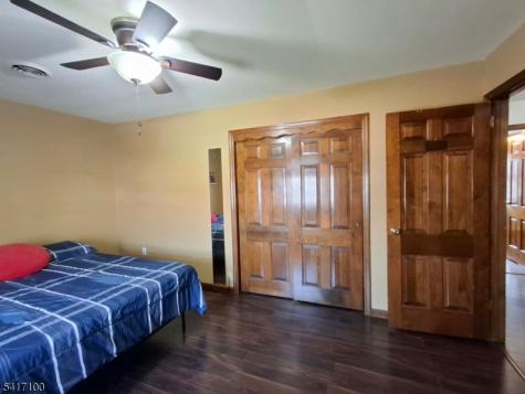 33 Nickel Avenue Sayreville NJ 08872