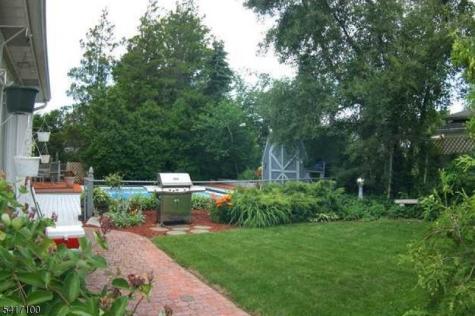 33 Nickel Avenue Sayreville NJ 08872
