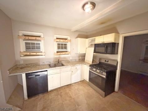 13 Linwood Place East Orange NJ 07017