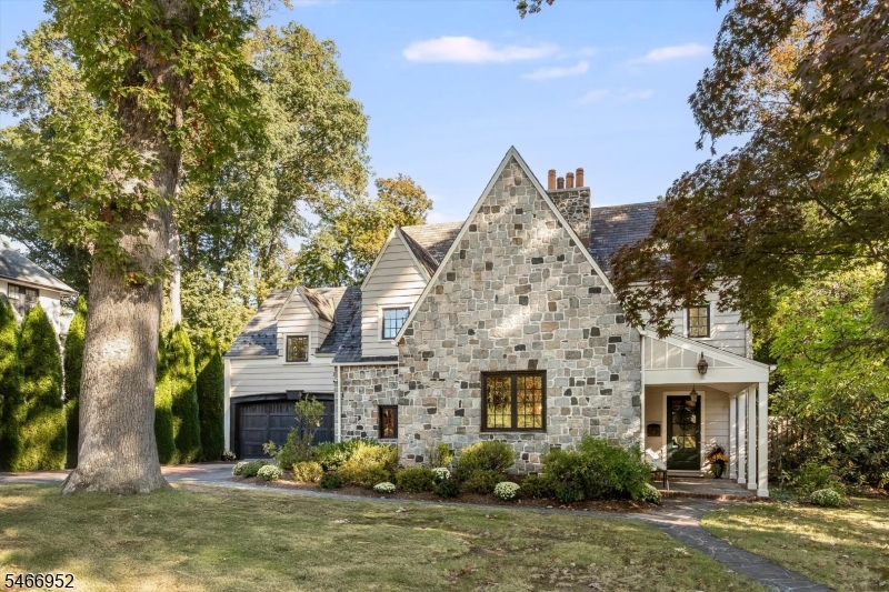 6 Sutherland Road Montclair NJ 07042