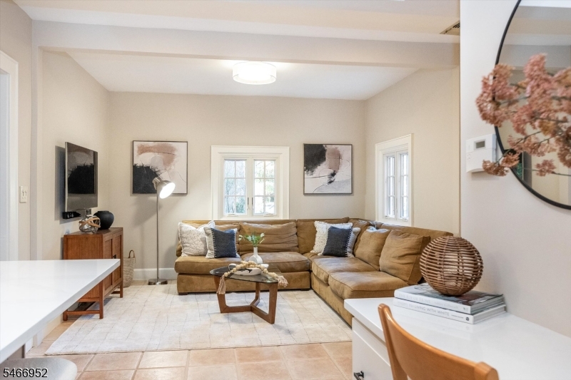 6 Sutherland Road Montclair NJ 07042