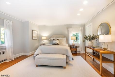6 Sutherland Road Montclair NJ 07042