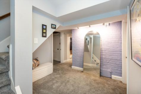 6 Sutherland Road Montclair NJ 07042