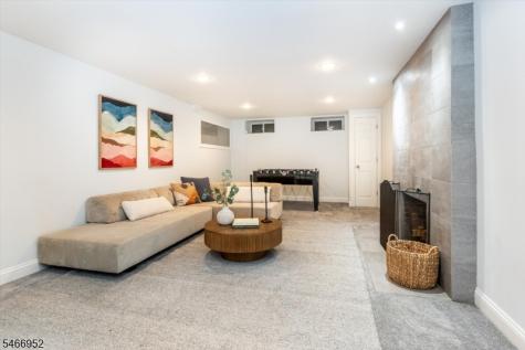 6 Sutherland Road Montclair NJ 07042
