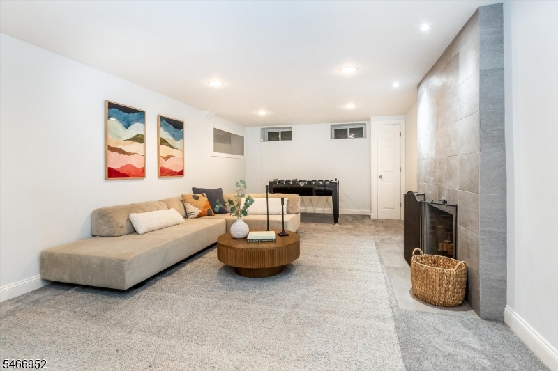 6 Sutherland Road Montclair NJ 07042