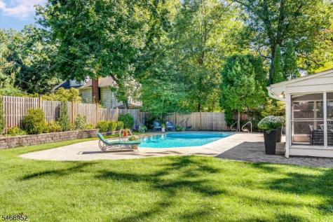 6 Sutherland Road Montclair NJ 07042