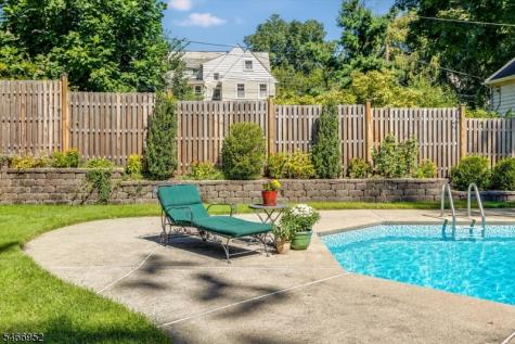 6 Sutherland Road Montclair NJ 07042