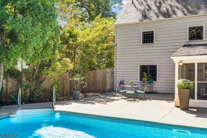 6 Sutherland Road Montclair NJ 07042
