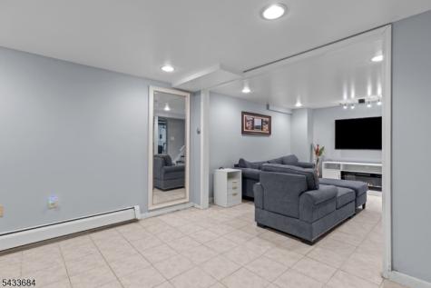 148 Locust Drive Union NJ 07083