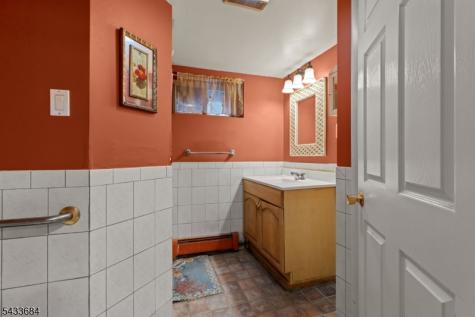 148 Locust Drive Union NJ 07083