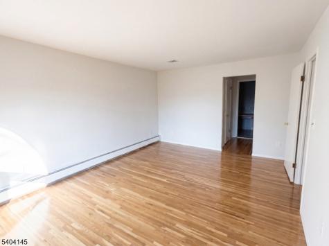 16 Knob Hill Road Washington NJ 07840