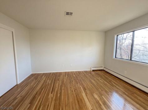 16 Knob Hill Road Washington NJ 07840