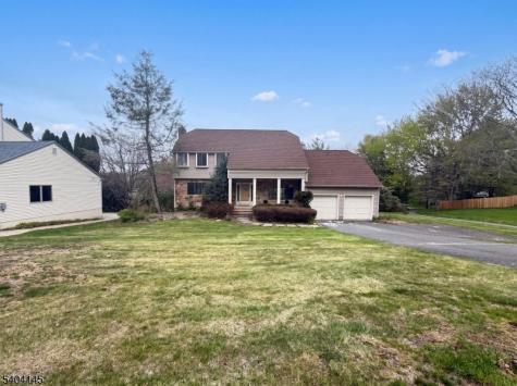 16 Knob Hill Road Washington NJ 07840