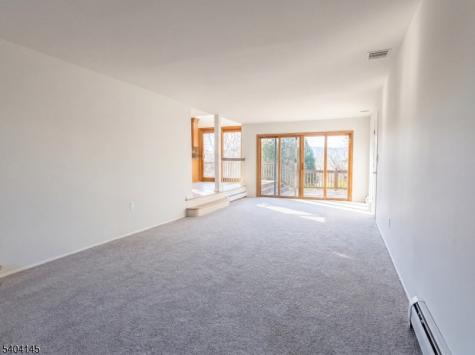 16 Knob Hill Road Washington NJ 07840