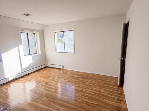 16 Knob Hill Road Washington NJ 07840