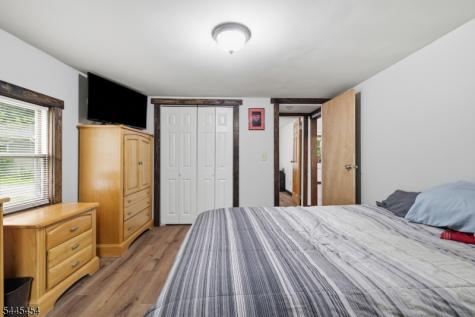 312 6TH Street Belvidere NJ 07823