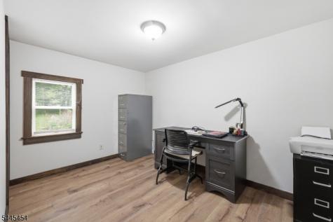 312 6TH Street Belvidere NJ 07823