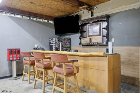 312 6TH Street Belvidere NJ 07823