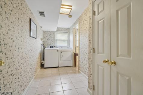 27 Karla Drive Hanover NJ 07981