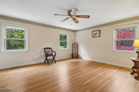 27 Karla Drive Hanover NJ 07981