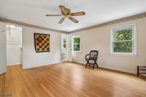 27 Karla Drive Hanover NJ 07981