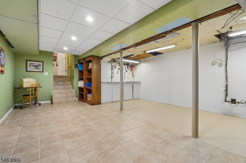 27 Karla Drive Hanover NJ 07981