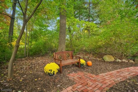 27 Karla Drive Hanover NJ 07981