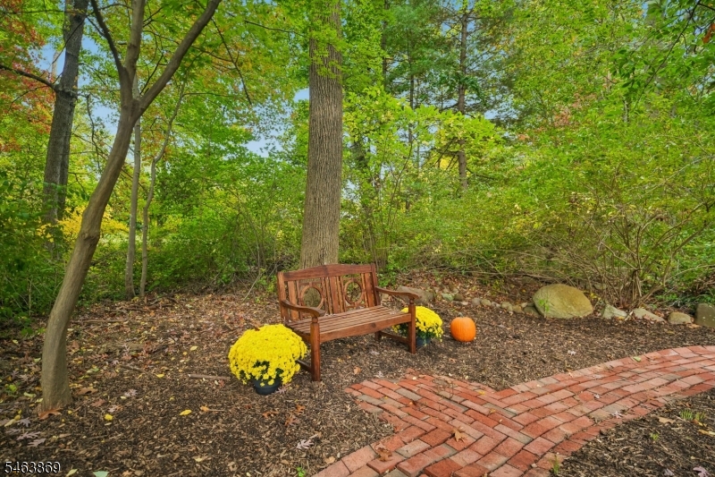 27 Karla Drive Hanover NJ 07981