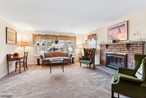 27 Karla Drive Hanover NJ 07981