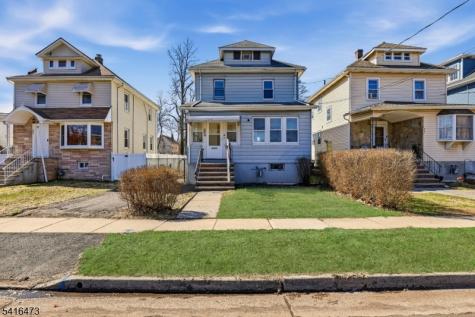 204 Pine Street Roselle NJ 07203