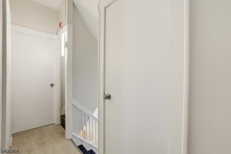204 Pine Street Roselle NJ 07203
