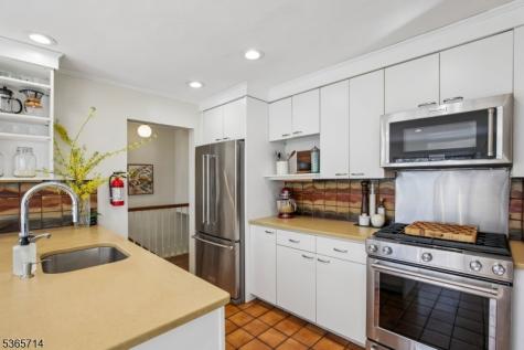 51 Edgewood Avenue West Orange NJ 07052