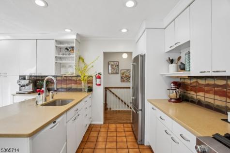 51 Edgewood Avenue West Orange NJ 07052