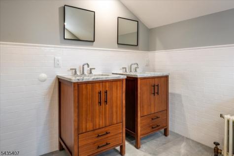 65 Ferndale Avenue Glen Rock NJ 07452