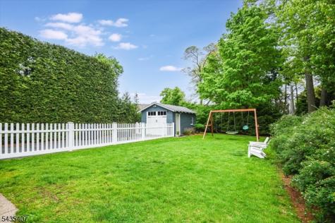 65 Ferndale Avenue Glen Rock NJ 07452