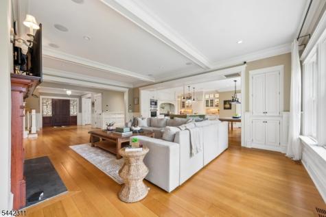281 Long Hill Drive Millburn NJ 07078