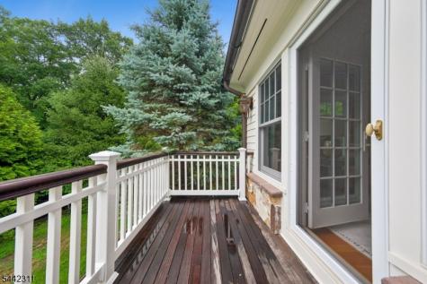 281 Long Hill Drive Millburn NJ 07078