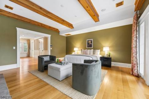 281 Long Hill Drive Millburn NJ 07078