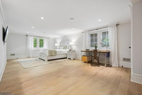 281 Long Hill Drive Millburn NJ 07078