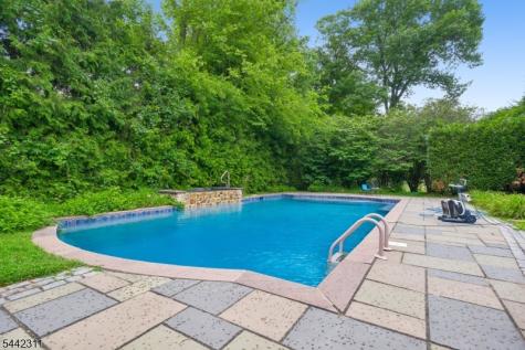 281 Long Hill Drive Millburn NJ 07078
