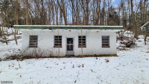58 Hollow Road Lebanon NJ 08826