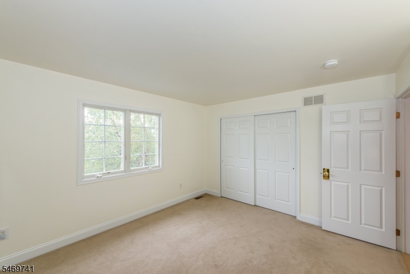 14 Vista Drive Mount Olive NJ 07836