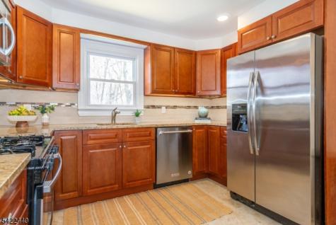 74 Franklin Street Verona NJ 07044
