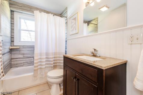 74 Franklin Street Verona NJ 07044