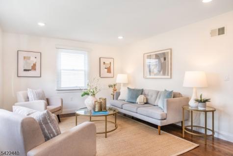 74 Franklin Street Verona NJ 07044