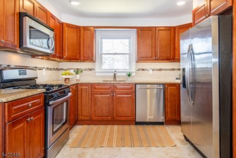 74 Franklin Street Verona NJ 07044