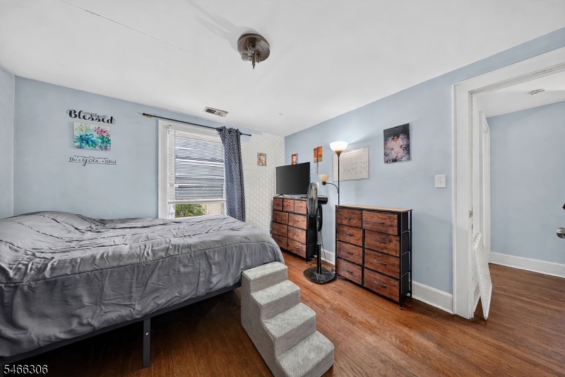 307 Conant Street Hillside NJ 07205