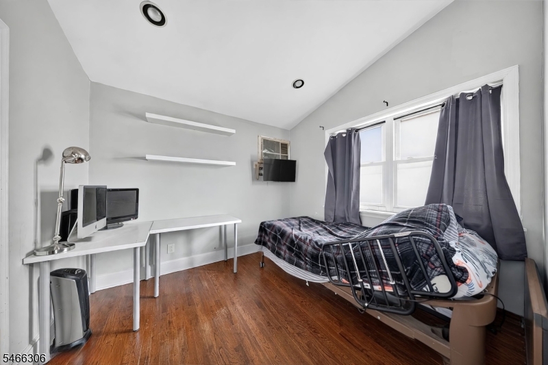 307 Conant Street Hillside NJ 07205