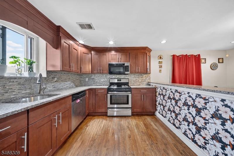 307 Conant Street Hillside NJ 07205