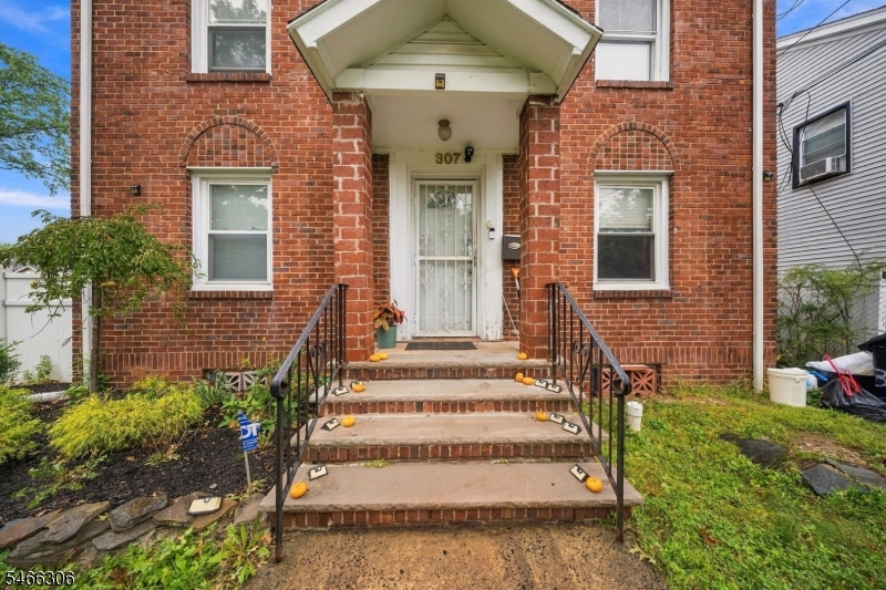 307 Conant Street Hillside NJ 07205